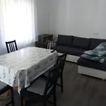 Lägenhet Ljuba Vir