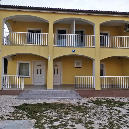 Apartamento Ljuba